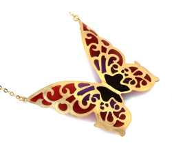 Złoty naszyjnik z czerwonym emaliowanym motylem