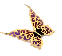 Złoty naszyjnik z dużym emaliowanym motylem