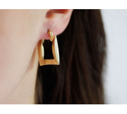 Złote kolczyki - elegancka biżuteria na prezent