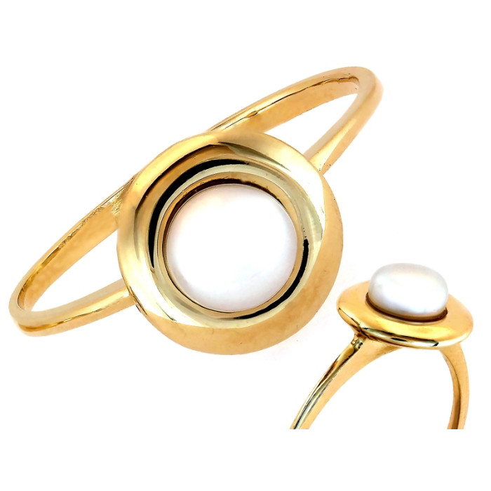 Złoty pierścionek z perłą