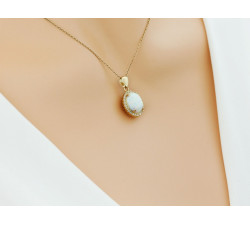 Złota przywieszka z opalem - elegancka 14k