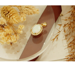 Złota przywieszka z opalem - elegancka 14k