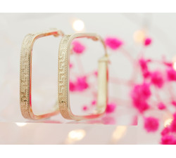 Złote kolczyki koła, kwadratowe