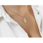 Złote medaliki 585/14k – elegancka biżuteria