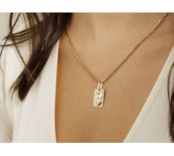 gładka złota zawieszka