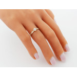 Złoty pierścionek Solitare z cyrkoniami dla kobiet