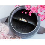 Złoty pierścionek z cyrkonią, 375/9k