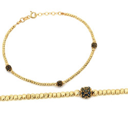 Złota bransoletka z błyszczących kulek