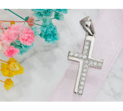 Srebrny krzyżyk z cyrkoniami wisiorek
