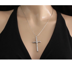 Srebrny krzyżyk na łańcuszek