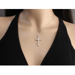 Srebrna przywieszka 39,6 mm, motyw krzyżyka, dla kobiety