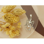 Zawieszka srebrna aniołek z cyrkoniami na łańcuszek