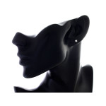 Srebrne kolczyki z cyrkonią na sztyfcie