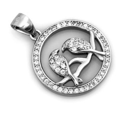 Srebrna przywieszka z cyrkoniami - motyw zwierząt