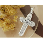 Krzyżyk srebrny z wizerunkiem z Jezusem