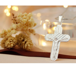 Krzyżyk srebrny z wizerunkiem z Jezusem
