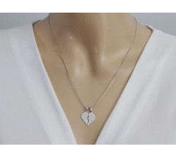 Zawieszka srebrna serce przełamane na pół