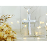 Srebrny krzyżyk na łańcuszek dla kobiet i mężczyzn
