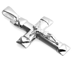 Srebrny krzyżyk zawieszka z pasyjką