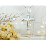 Srebrny krzyżyk zawieszka z pasyjką