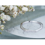 Srebrny pierścionek nowoczesny, minimalistyczny