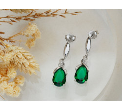 Srebrny komplet biżuterii z zielonymi cyrkoniami