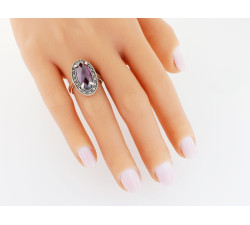 Srebrny pierścionek z markazytami i syntetycznymi kamieniami