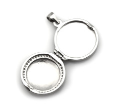 Zawieszka srebrne puzderko okrągłe zdobione cyrkoniami