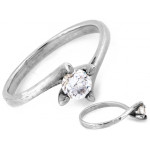 Srebrny pierścionek z cyrkonią zawsze na czasie