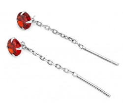 Srebrne kolczyki przeciągane z czerwoną cyrkonią