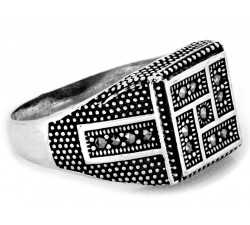 Srebrny pierścionek 925 na prezent