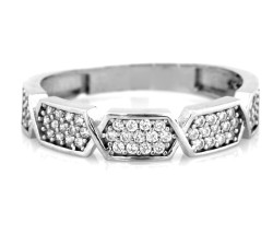 Srebrny pierścionek z cyrkoniami obrączkowy