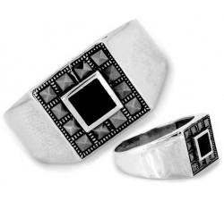 Srebrny sygnet kwadratowy z markazytami