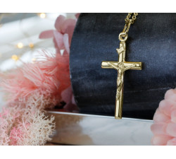 Srebrny krzyżyk zawieszka wisiorek z pasyjką