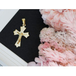 Srebrny krzyżyk pozłacany z pasyjką