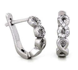 Srebrne kolczyki z motywem nieskończoności