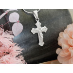 Srebrny krzyżyk z Jezusem - zawieszka pr. 0.925