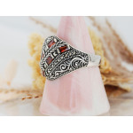 Srebrny pierścień oksydowany z markazytami