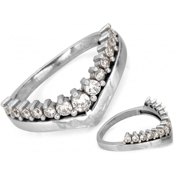 Srebrny pierścionek z cyrkoniami