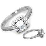 Srebrny pierścionek kwadratowy z cyrkoniami