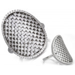 Duży srebrny pierścionek wysadzany cyrkoniami