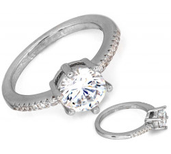 Srebrny pierścionek z cyrkoniami klasyczny zawsze na czasie