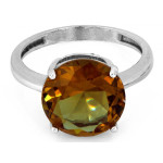 Srebrny pierścionek z okrągłym kamieniem