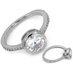 Pierścionek srebrny z cyrkoniami