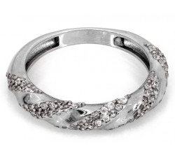 Pierścionek srebrny skręcona obrączka z cyrkoniami