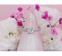 Srebrny pierścionek 0.925