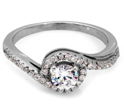 Srebrny pierścionek z cyrkoniami