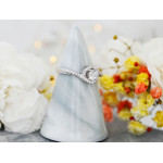 Srebrny pierścionek z cyrkoniami