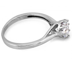 Srebrny pierścionek z cyrkonią