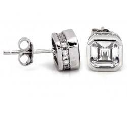 Kolczyki srebrne kwadratowe na sztyfcie z cyrkoniami